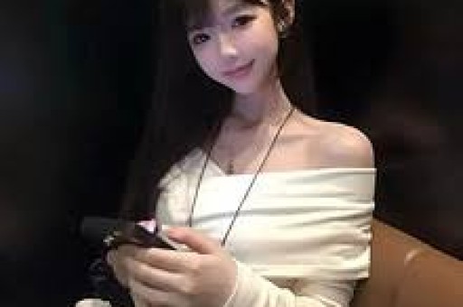 2026最新小八卦：赵丽颖礼貌送花不入场杨洋代言被秒抢圈内这些人低调又忙碌