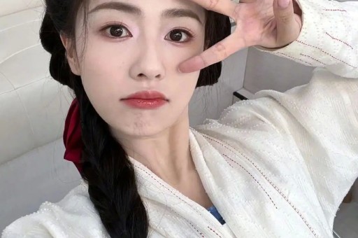 揭秘娱乐圈小八卦：从游戏到代言明星背后的趣闻轶事