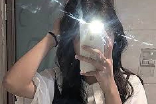 网红玲子遭前男友爆料富婆人设造假：完全是为了欺骗网友